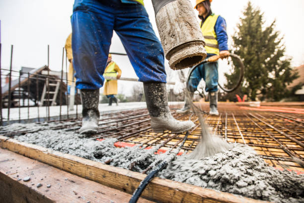 Best Concrete Sidewalk Installation in Lakewood, CA